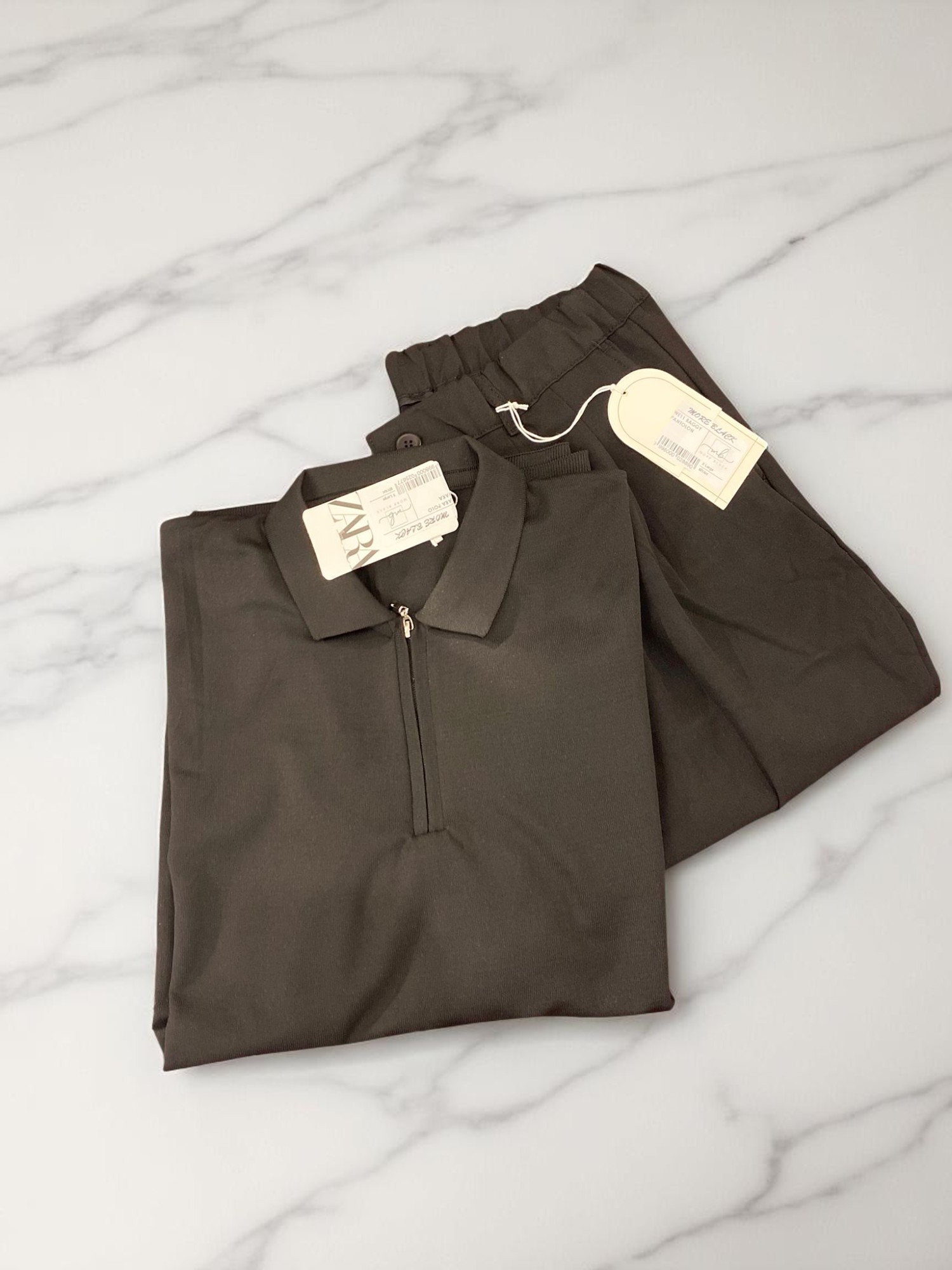 FERMUARLI POLO YAKA T-SHİRT -Siyah