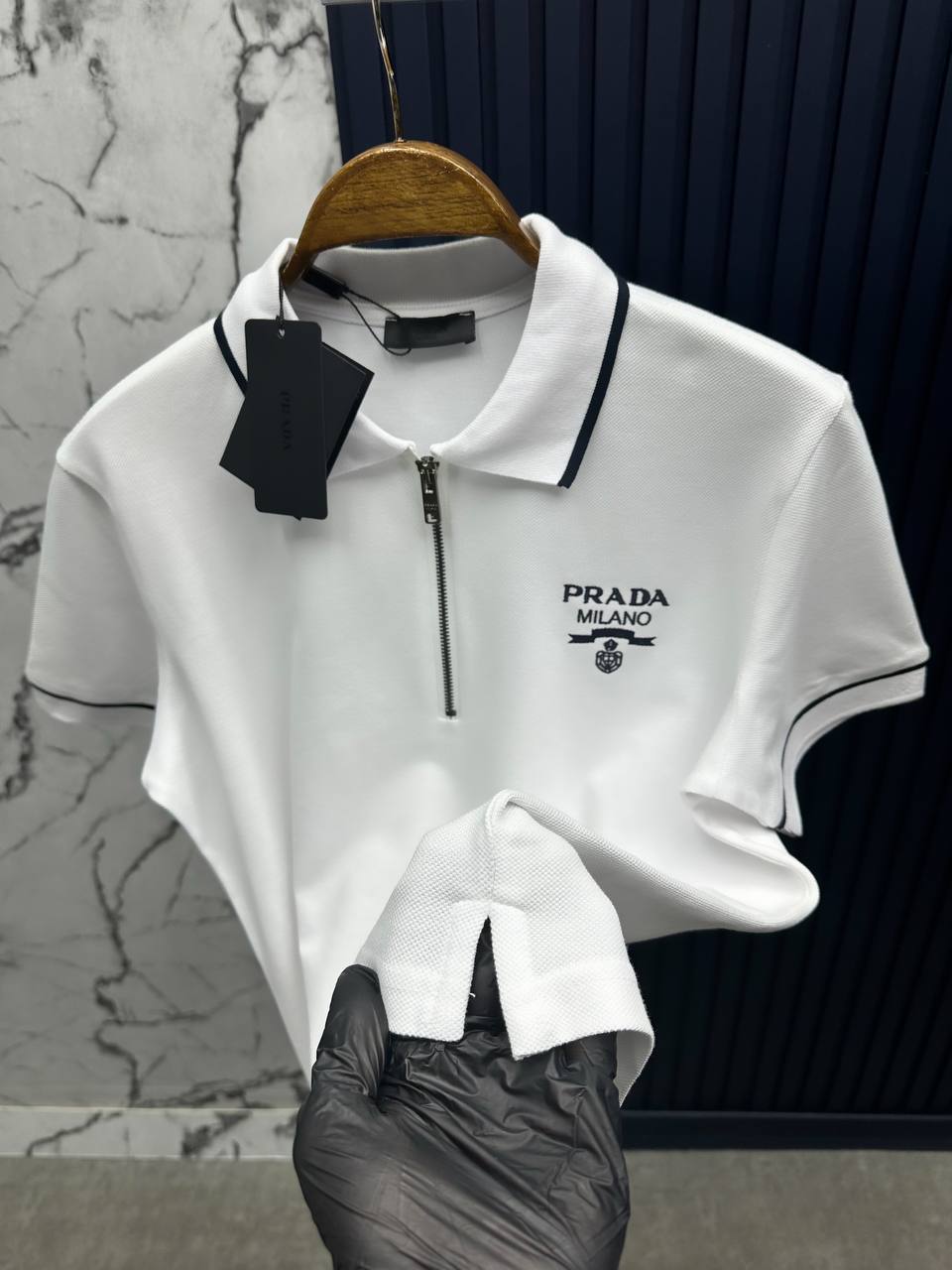 P Beyaz FERMUARLI T-shirt
