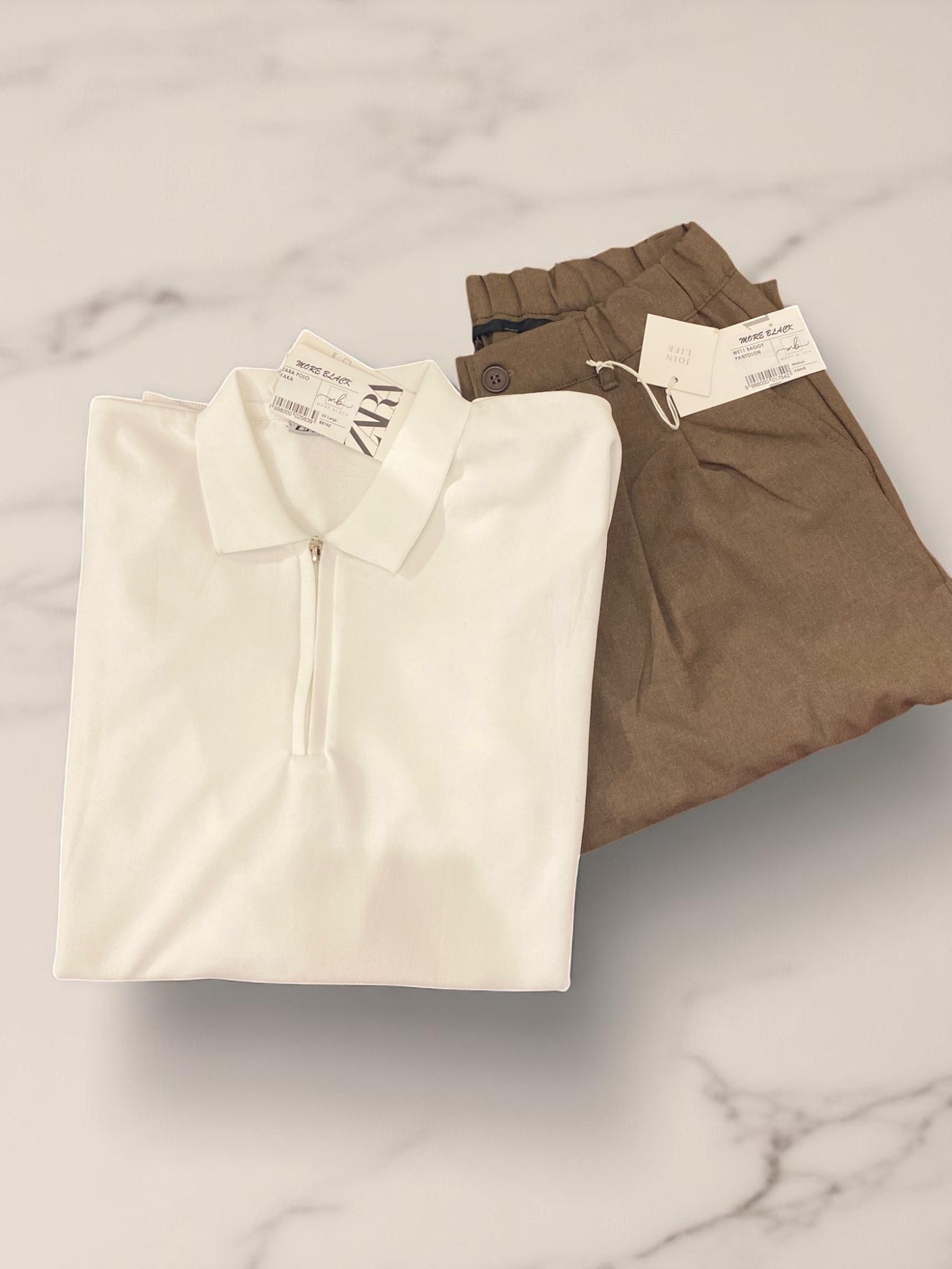 FERMUARLI POLO YAKA T-SHİRT -beyaz