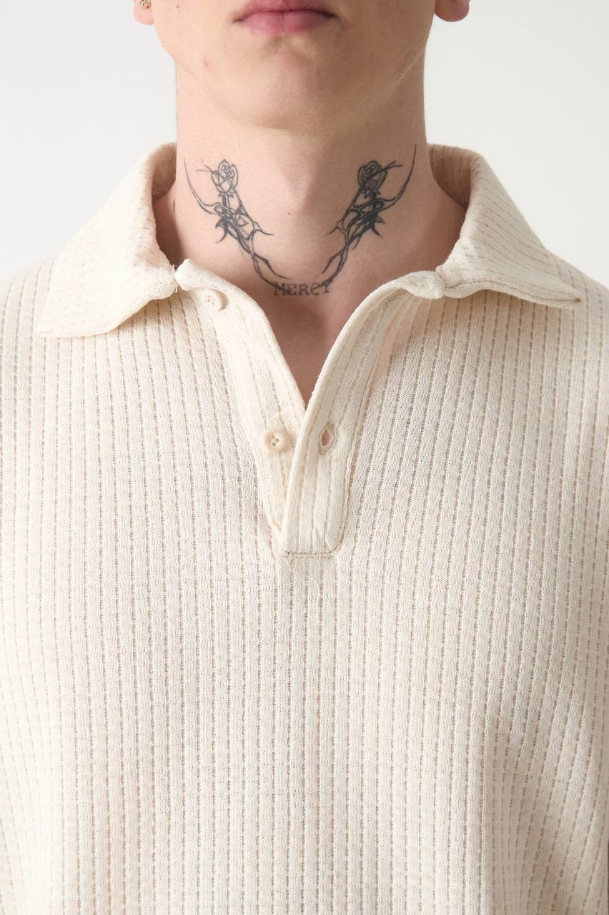 Düğmeli Örme Polo Yaka Oversize Tişört – krem