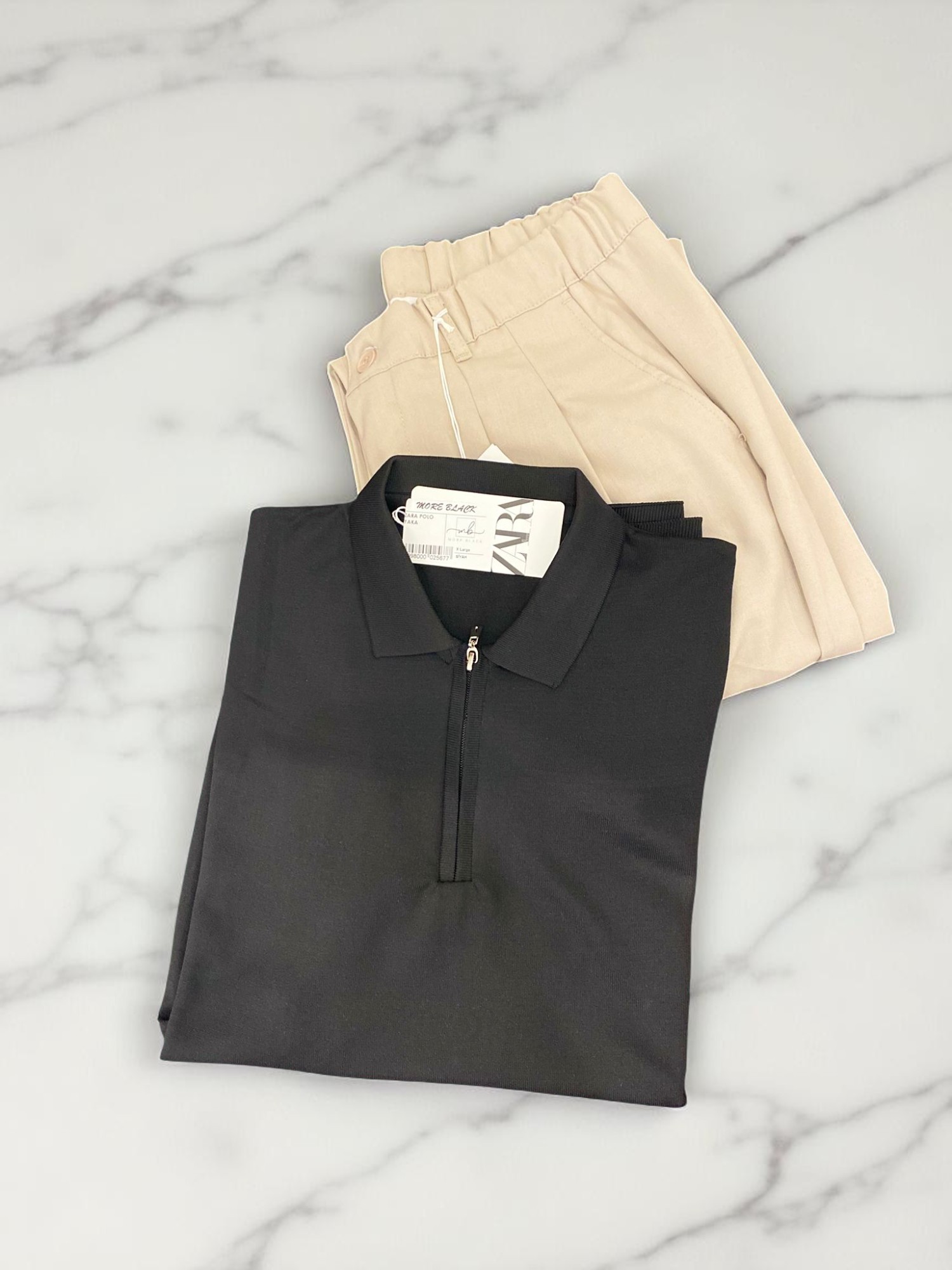 FERMUARLI POLO YAKA T-SHİRT -Siyah