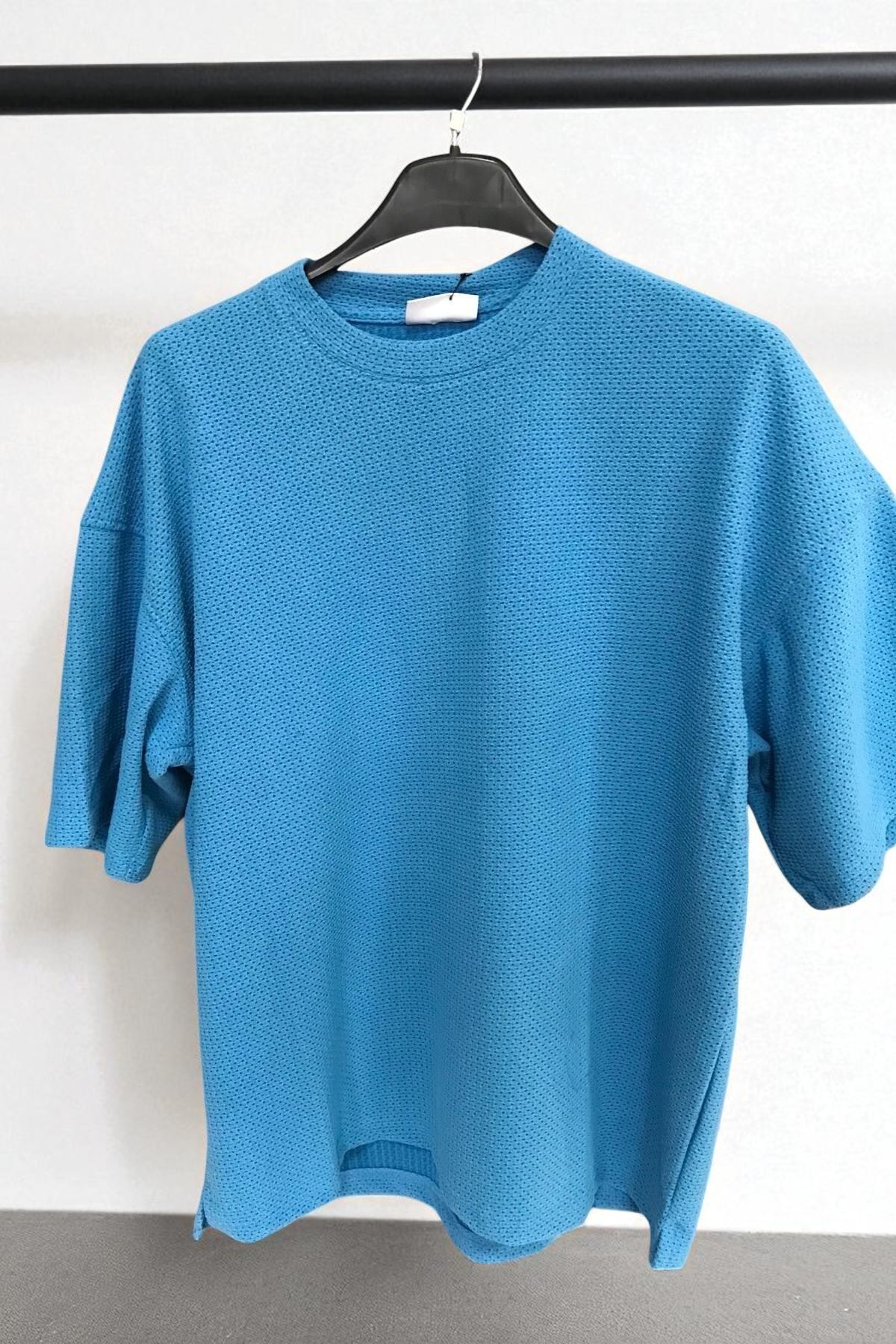 DELİKLİ JAKARLI OVERSIZE TSHİRT-Mavi