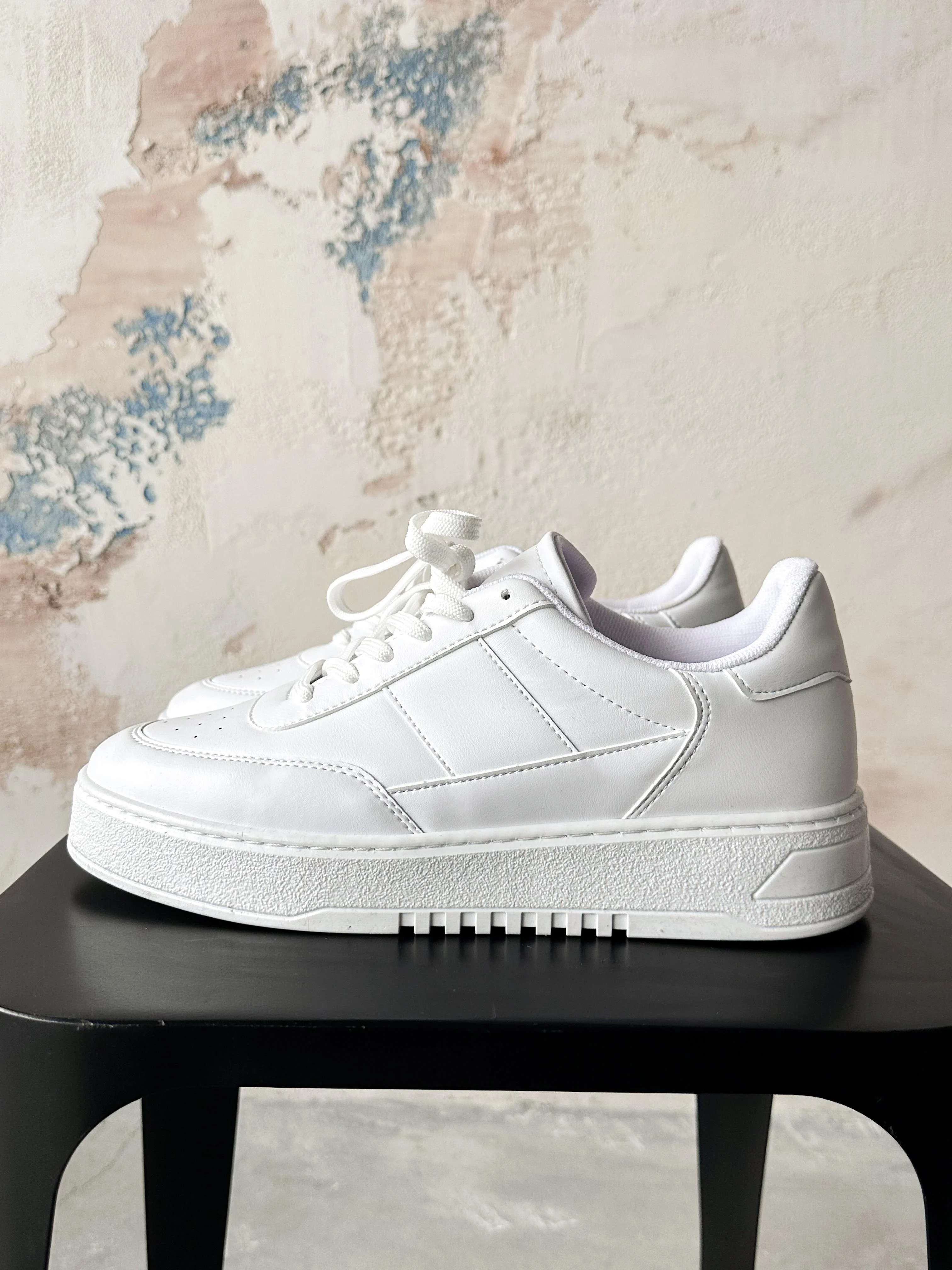 Suni Deri Spor Ayakkabı - Beyaz